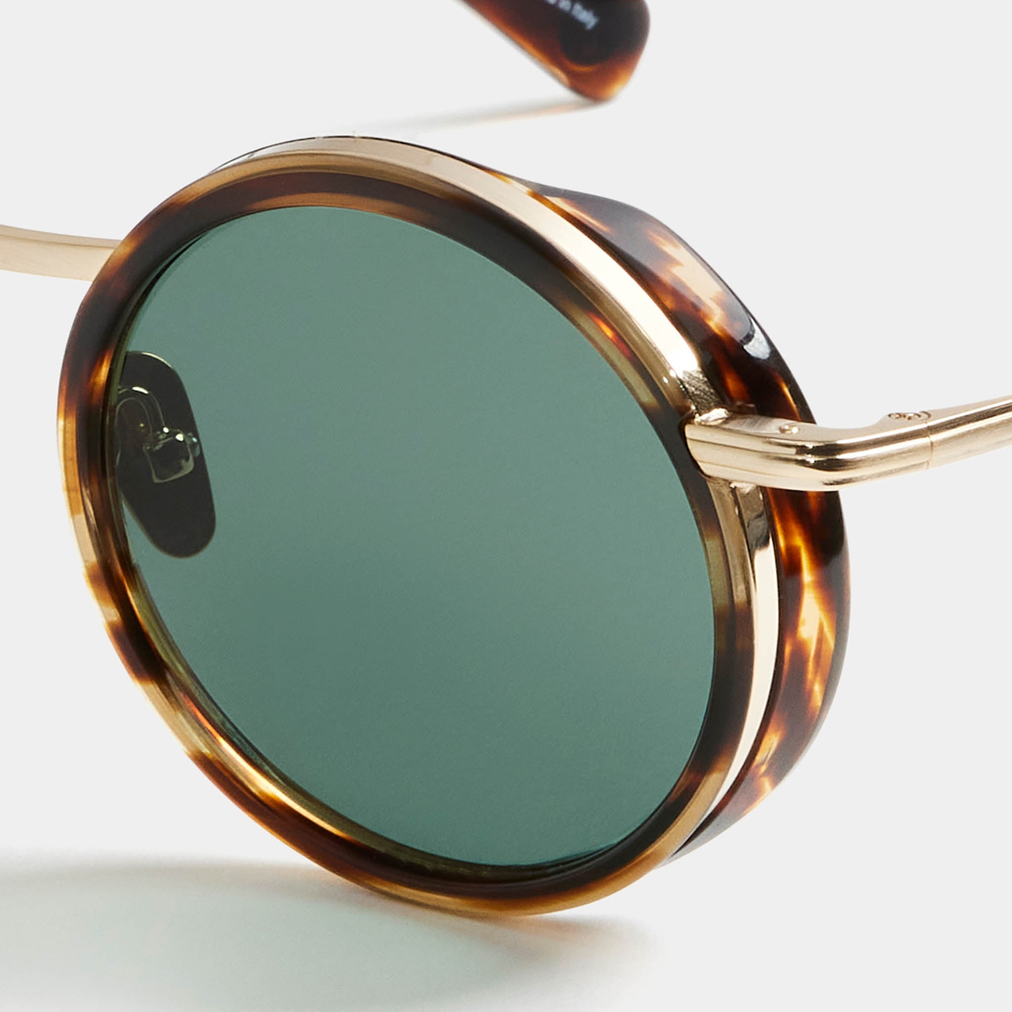 Chillwave – Brushed Gold Tortoise / Green