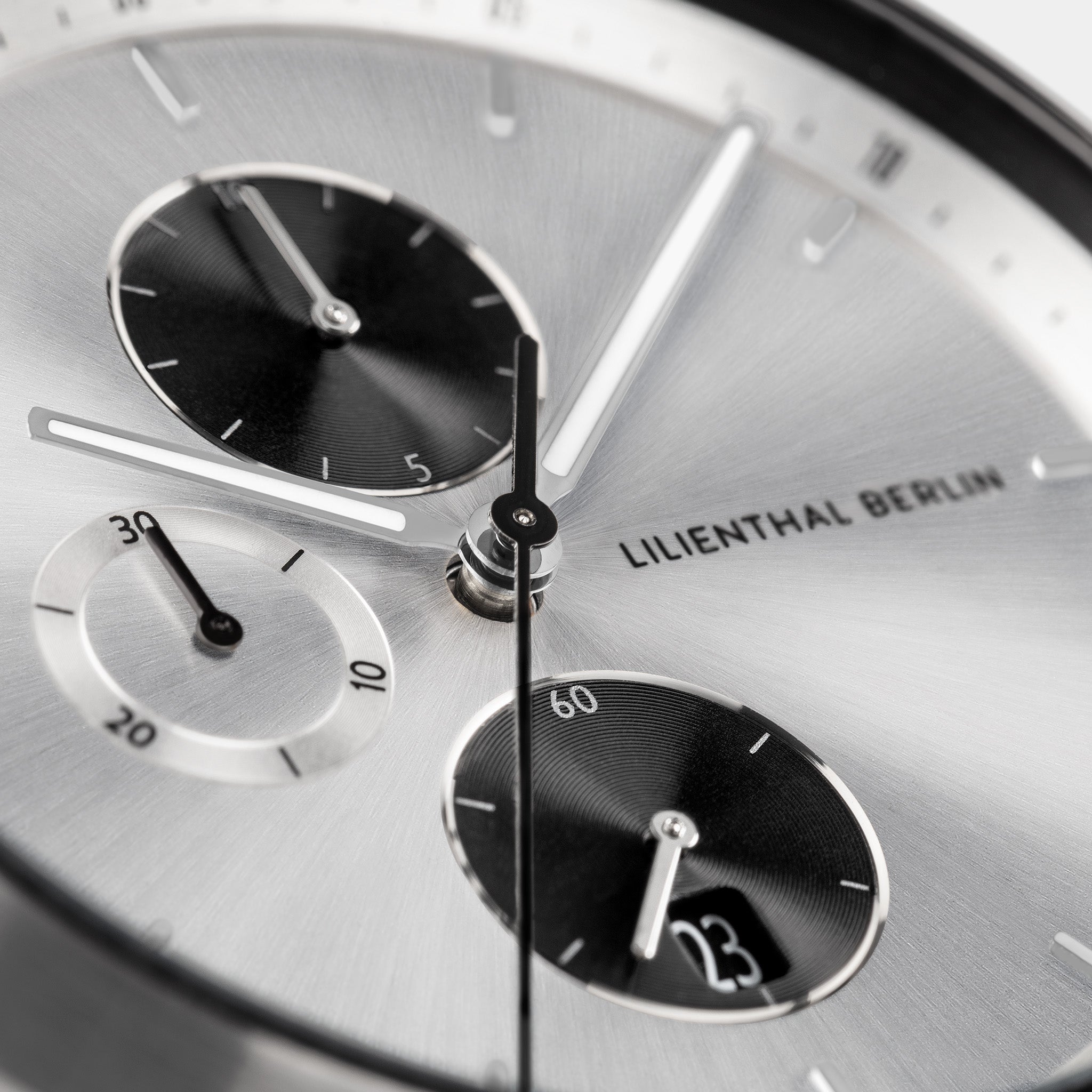 Chronograph – Duality Silver Black