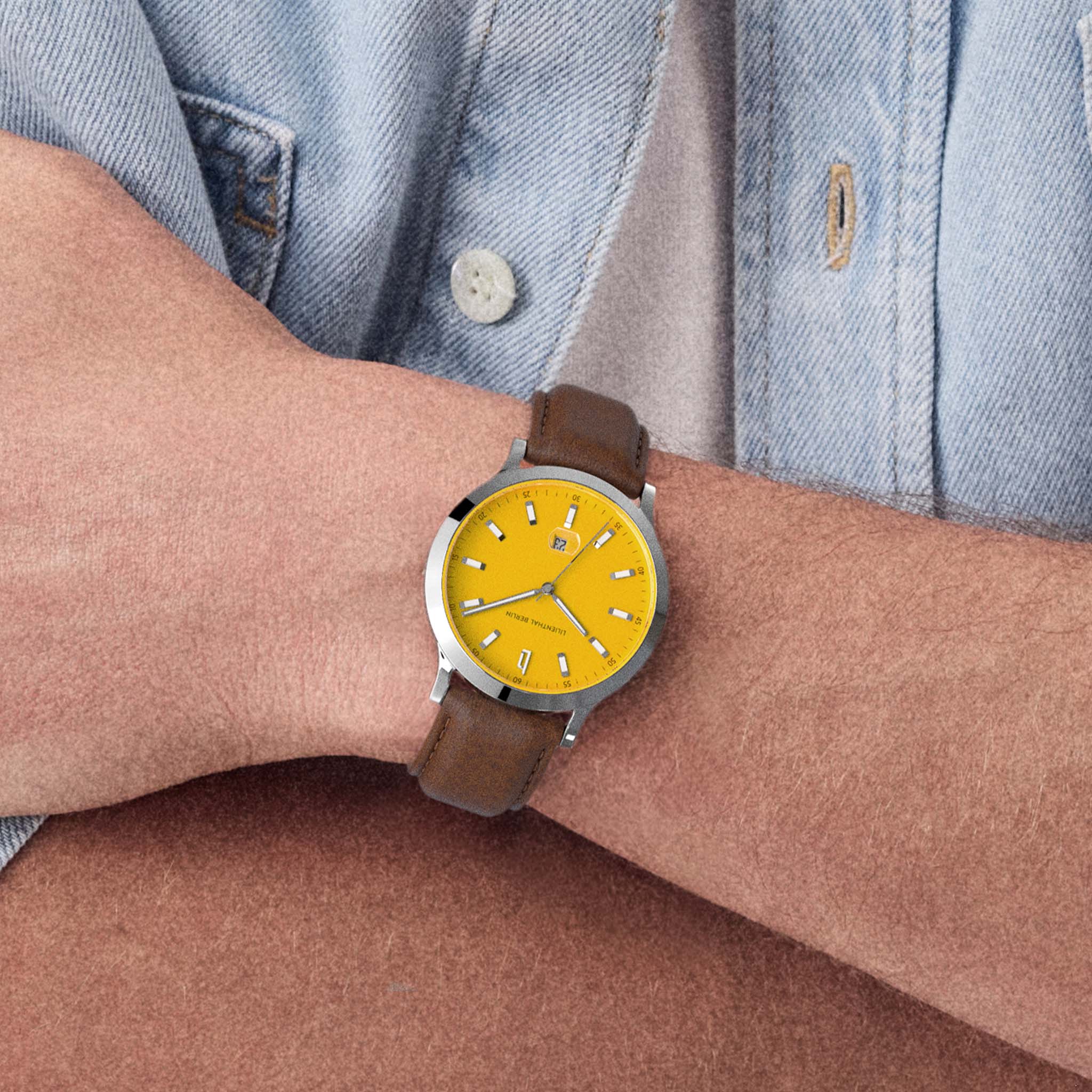 Huxley II - Canary Yellow