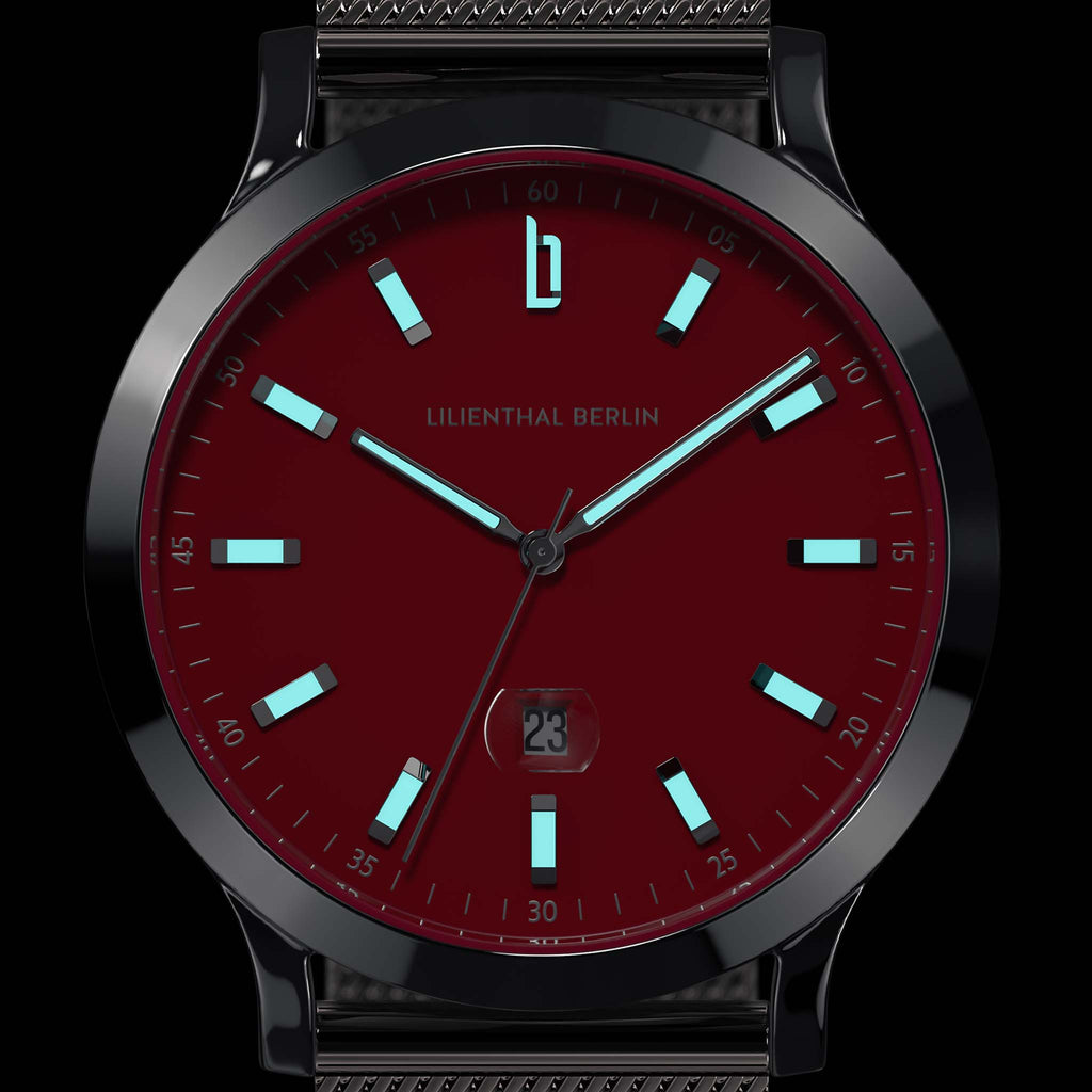 Huxley II – Crimson Red