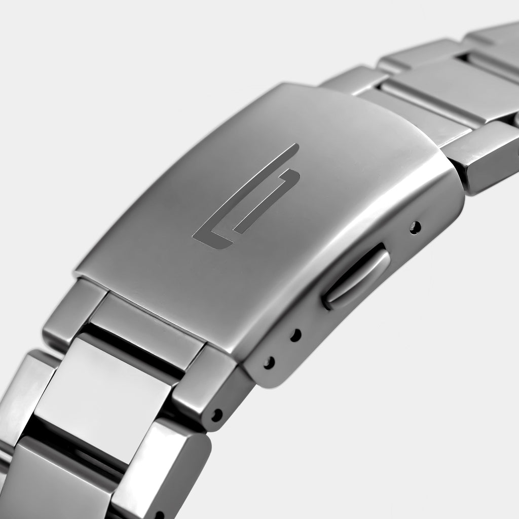 Huxley II – Alabaster White