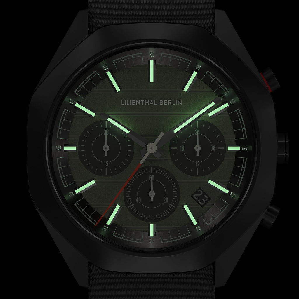 Octachrono – Black Olive