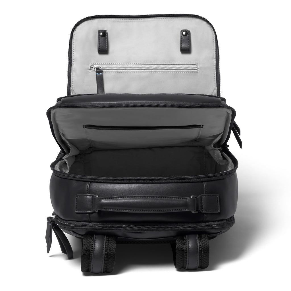 Essential Backpack Cactus Leather Black - Lilienthal Berlin