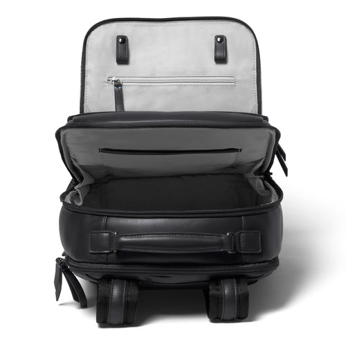Essential Backpack Cactus Leather Black - Lilienthal Berlin
